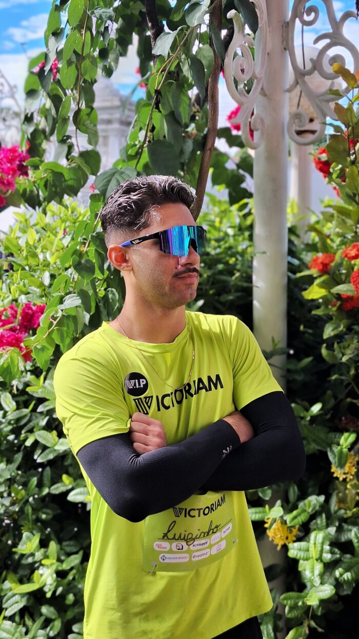 Óculos de Sol Esportivo VRN Roxo Azul/Preto Azul Com Case Grátis - Imagem 4